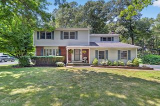 52 Sonat Road, Clifton Park, NY 12065