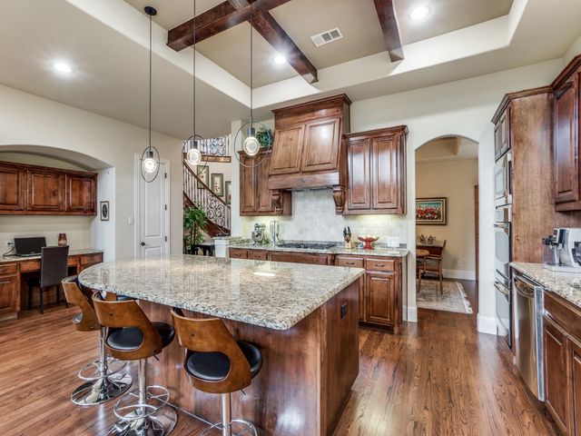 9118 Cochran Bluff Lane, Dallas, TX 75220