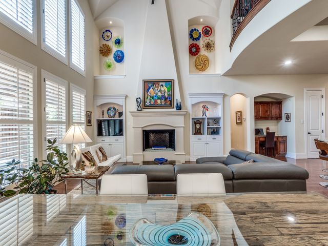9118 Cochran Bluff Lane, Dallas, TX 75220