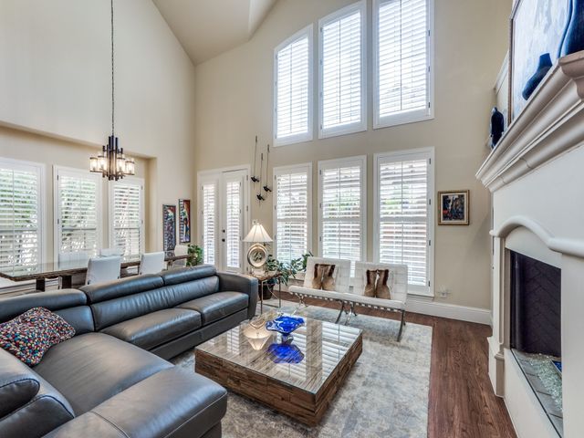 9118 Cochran Bluff Lane, Dallas, TX 75220