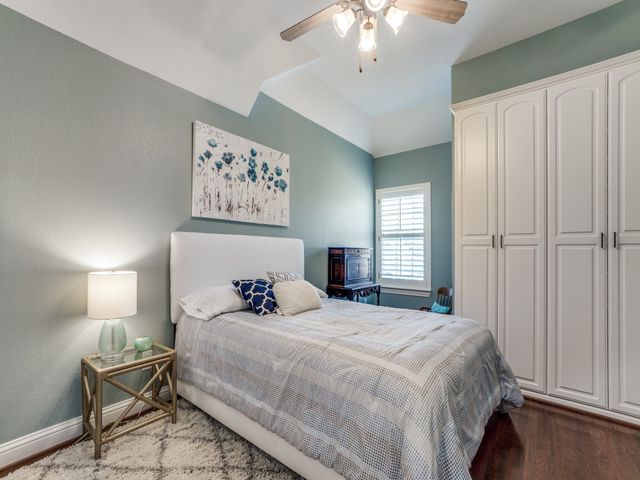 9118 Cochran Bluff Lane, Dallas, TX 75220