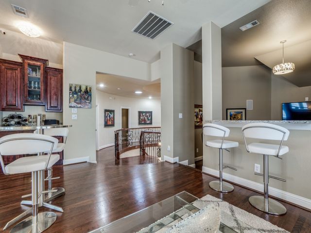 9118 Cochran Bluff Lane, Dallas, TX 75220