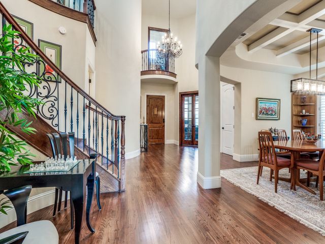 9118 Cochran Bluff Lane, Dallas, TX 75220