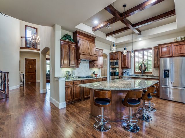 9118 Cochran Bluff Lane, Dallas, TX 75220