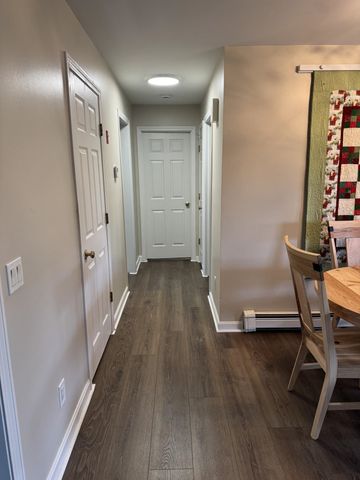 8 Crosby Court, Vergennes, VT 05491