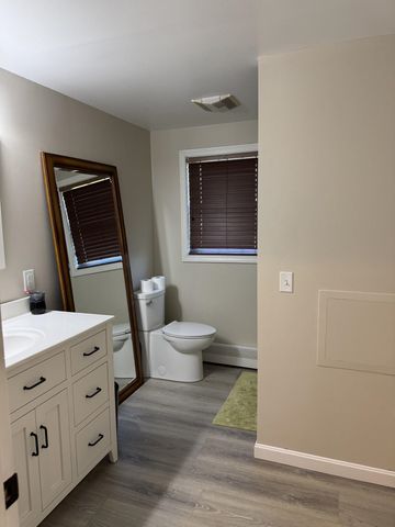 8 Crosby Court, Vergennes, VT 05491