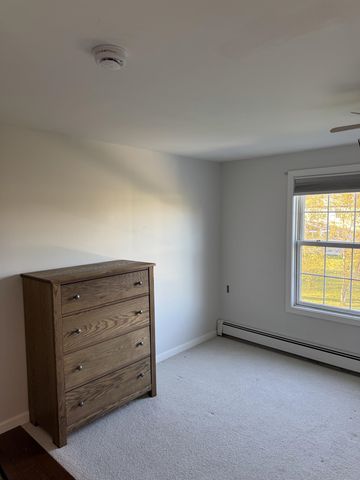 8 Crosby Court, Vergennes, VT 05491