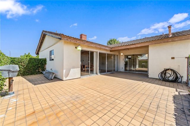 9002 Scott, Bellflower, CA 90706