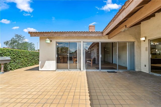 9002 Scott, Bellflower, CA 90706