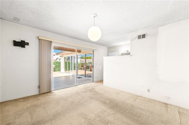 9002 Scott, Bellflower, CA 90706