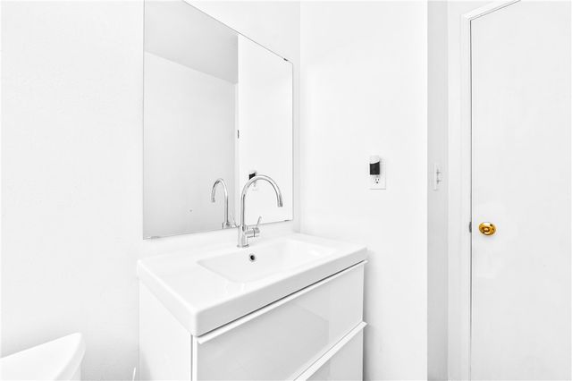 9002 Scott, Bellflower, CA 90706