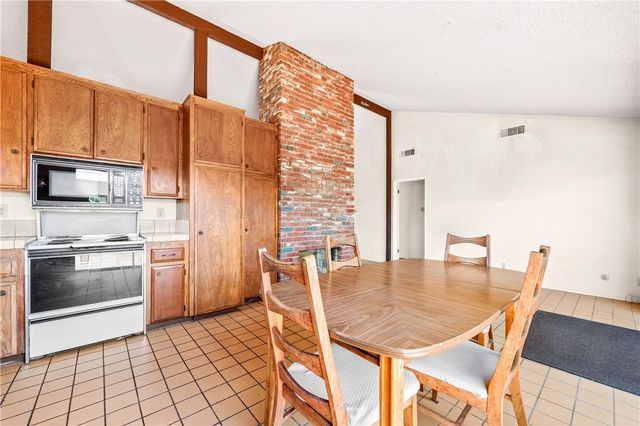 9002 Scott, Bellflower, CA 90706