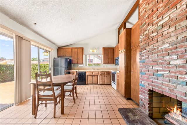 9002 Scott, Bellflower, CA 90706