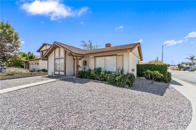 9002 Scott, Bellflower, CA 90706