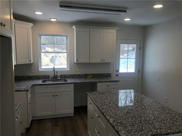 1445 Old Louisquisset Pike 8A, Lincoln, RI 02865