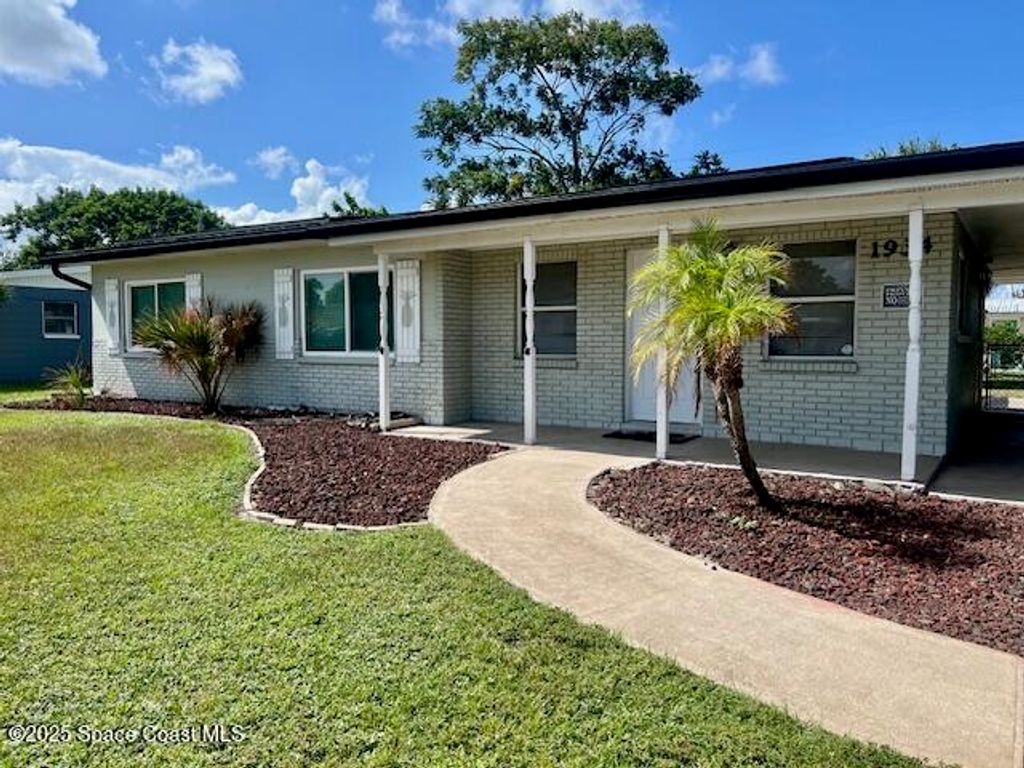 1934 Nixon Avenue, Melbourne, FL 32935