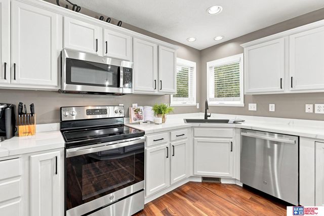 7420 Nolan Road, Lincoln, NE 68512