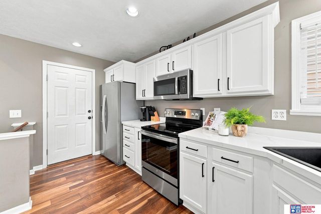 7420 Nolan Road, Lincoln, NE 68512