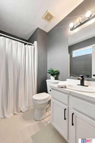 7420 Nolan Road, Lincoln, NE 68512