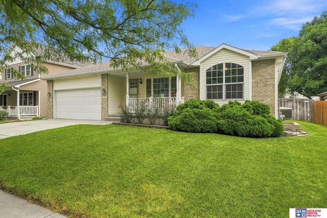 7420 Nolan Road, Lincoln, NE 68512