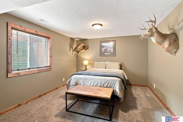 7420 Nolan Road, Lincoln, NE 68512