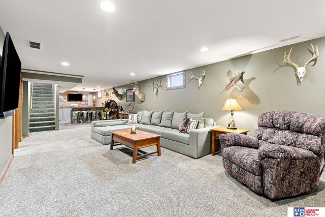 7420 Nolan Road, Lincoln, NE 68512