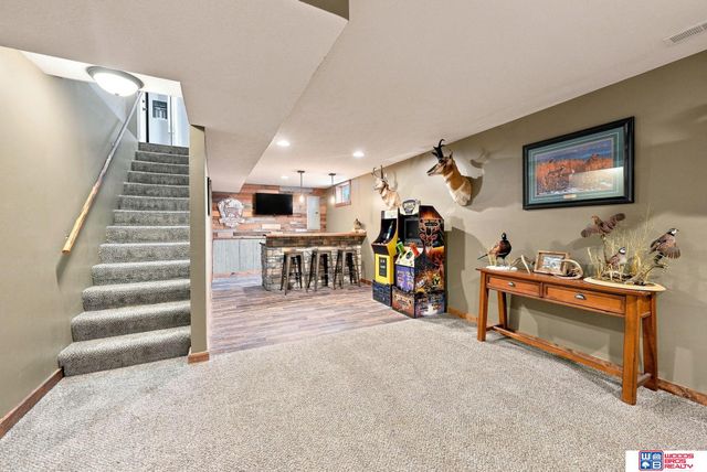 7420 Nolan Road, Lincoln, NE 68512
