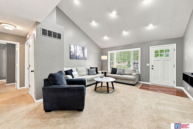 7420 Nolan Road, Lincoln, NE 68512