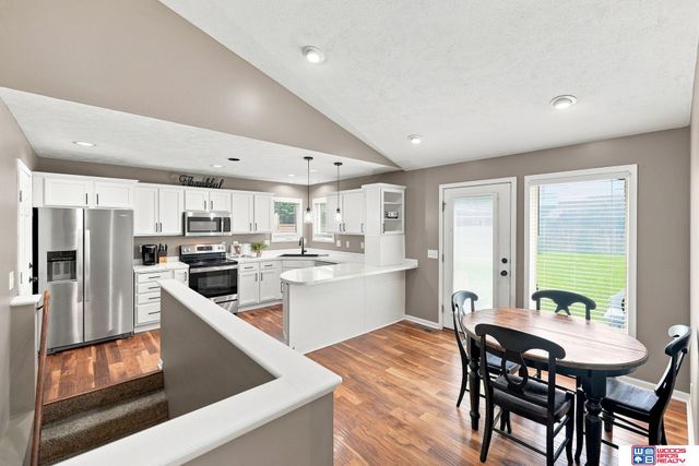 7420 Nolan Road, Lincoln, NE 68512