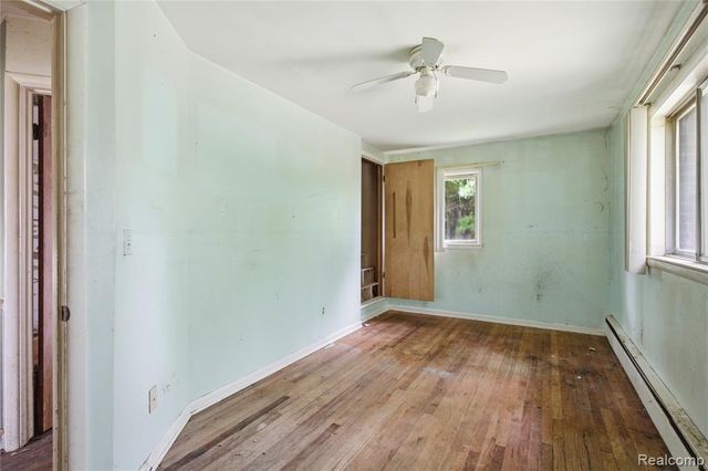 48441 N Territorial Road, Plymouth, MI 48170
