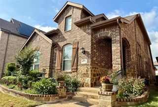 4302 Meadow Hawk Drive, Arlington, TX 76005