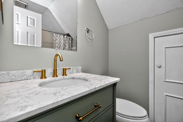 2165 Crystal Springs Road, Danville, KY 40422