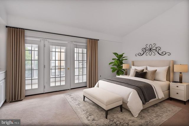 4223 N CARLIN SPRINGS RD, Arlington, VA 22203