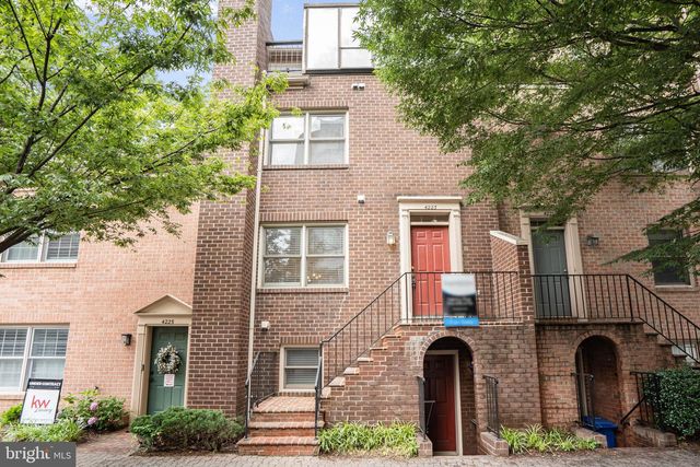 4223 N CARLIN SPRINGS RD, Arlington, VA 22203