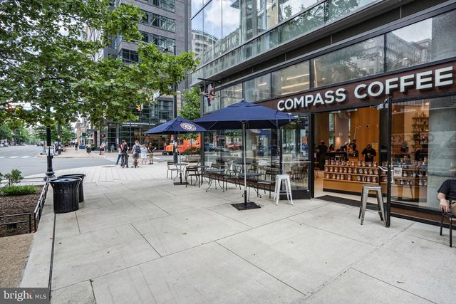 4223 N CARLIN SPRINGS RD, Arlington, VA 22203