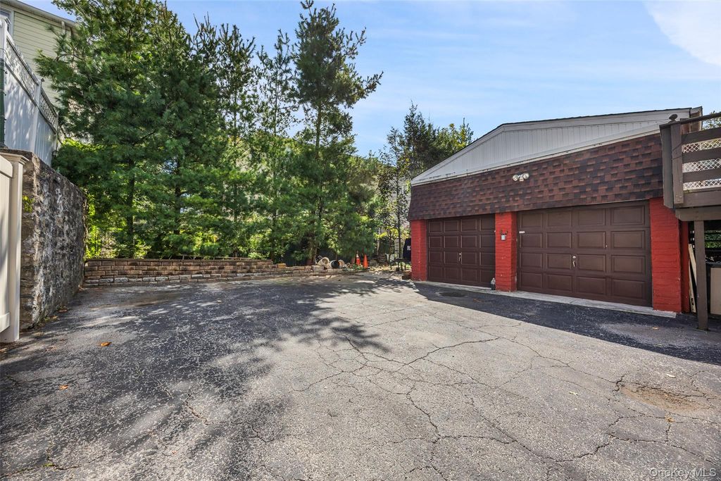 280 Kimball Avenue, Yonkers, NY 10704 — photo 5