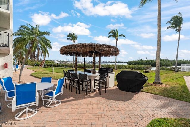 18120 San Carlos BLVD 805, Fort Myers Beach, FL 33931