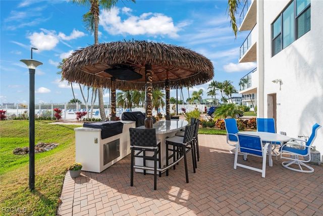 18120 San Carlos BLVD 805, Fort Myers Beach, FL 33931