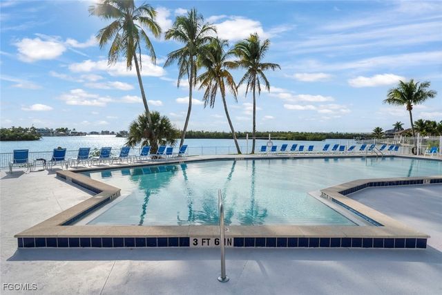 18120 San Carlos BLVD 805, Fort Myers Beach, FL 33931