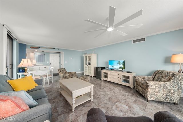 18120 San Carlos BLVD 805, Fort Myers Beach, FL 33931