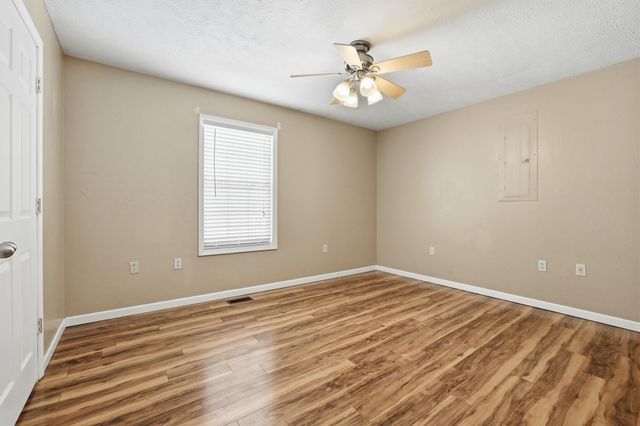 201 Shawnee Drive, Irvine, KY 40336