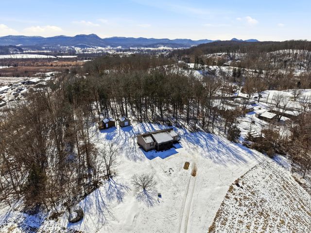 201 Shawnee Drive, Irvine, KY 40336