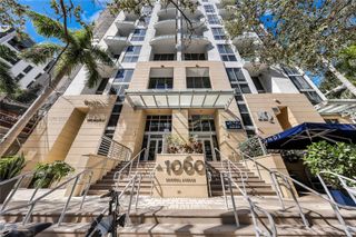 1050 Brickell Ave 422, Miami, FL 33131