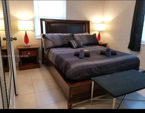 2023 Funston St XX, Hollywood, FL 33020