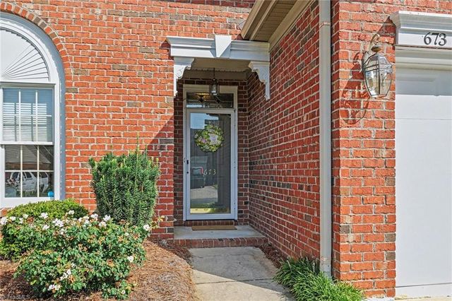 673 Sonoma Lane, High Point, NC 27265