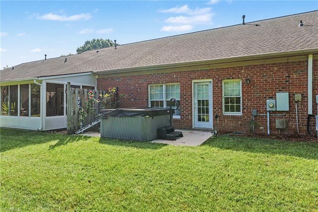 673 Sonoma Lane, High Point, NC 27265