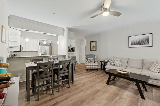 673 Sonoma Lane, High Point, NC 27265