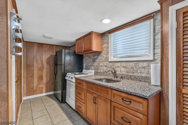 79 Union Ave, Nutley Twp., NJ 07110