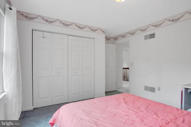 2018 SOUTHPOINT DR, Hummelstown, PA 17036