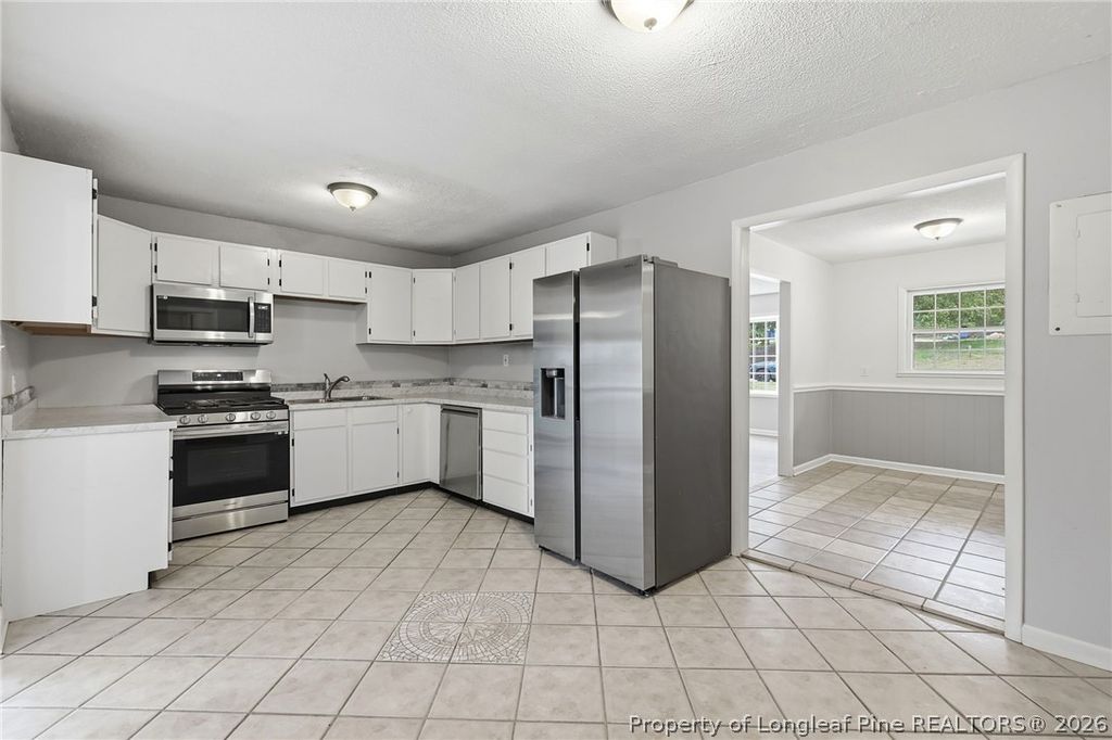 406 Lansdowne Road, Fayetteville, NC 28314 — photo 10